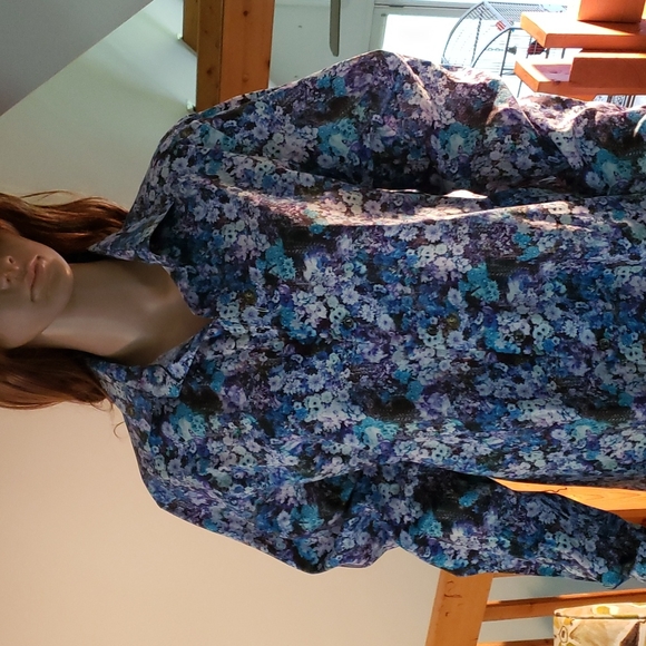 Womans Eton multiple colored  floral button down shirt - Picture 2 of 6